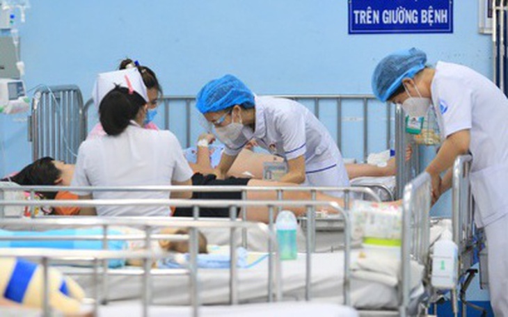 TP.HCM phân tầng điều trị sốt xuất huyết như COVID-19
