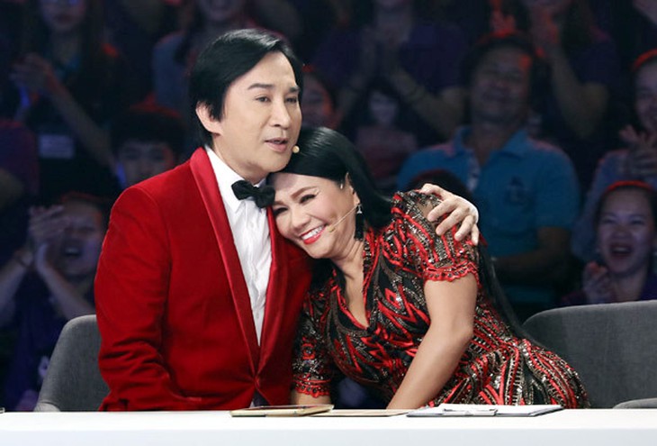 NSƯT Ngọc Huyền: "Tôi mang thai lần đầu, có người tưởng tác giả là Kim Tử Long" - Ảnh 1. NSƯT Ngọc Huyền: "Tôi mang thai lần đầu, có người tưởng tác giả là Kim Tử Long" - Ảnh 1.