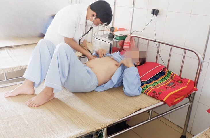 Lần đầu tiên thực hiện thành công kỹ thuật khoan cắt mảng xơ vữa động mạch vành - Ảnh 2.