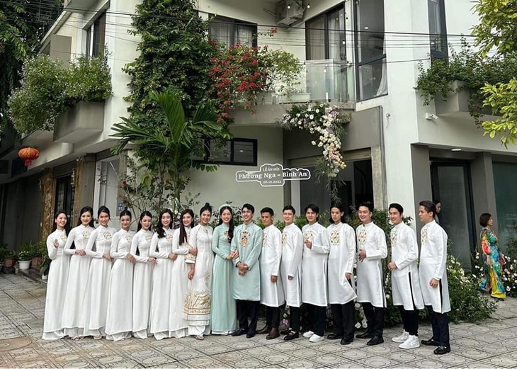 Lộ diện dàn bê tráp toàn cực phẩm trong lễ ăn hỏi của Bình An - Phương Nga - Ảnh 5. Lộ diện dàn bê tráp toàn cực phẩm trong lễ ăn hỏi của Bình An - Phương Nga - Ảnh 5.