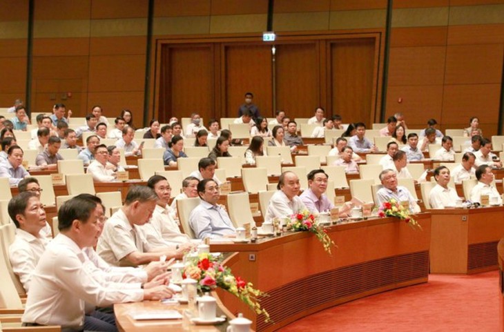 Hội nghị toàn quốc nghiên cứu, học tập, quán triệt Nghị quyết Trung ương 5, khoá XIII - Ảnh 2. Hội nghị toàn quốc nghiên cứu, học tập, quán triệt Nghị quyết Trung ương 5, khoá XIII - Ảnh 2.