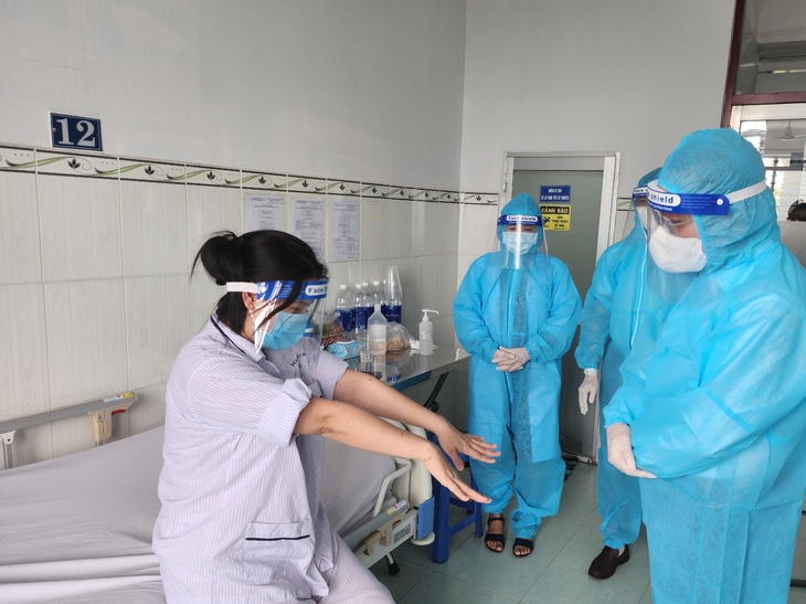 Bộ Y tế đánh giá cao công tác kiểm dịch và điều trị bệnh đậu mùa khỉ của ngành y tế TP.HCM - Ảnh 1. Bộ Y tế đánh giá cao công tác kiểm dịch và điều trị bệnh đậu mùa khỉ của ngành y tế TP.HCM - Ảnh 1.