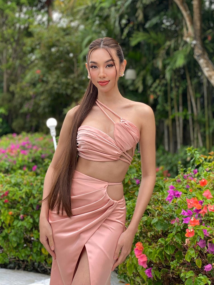 Thực hư thu nhập 3 triệu USD của Thùy Tiên trong nhiệm kỳ Hoa hậu Hòa bình quốc tế - Ảnh 3. Thực hư thu nhập 3 triệu USD của Thùy Tiên trong nhiệm kỳ Hoa hậu Hòa bình quốc tế - Ảnh 3.