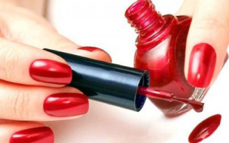 Thu hồi sơn móng tay Darling Tone đỏ cam chứa chất cấm