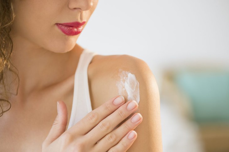 Cục Quản lý đình chỉ lưu hành, thu hồi mỹ phẩm kem dưỡng trắng da chống nắng Careleeser - Ảnh 2. Cục Quản lý đình chỉ lưu hành, thu hồi mỹ phẩm kem dưỡng trắng da chống nắng Careleeser - Ảnh 2.