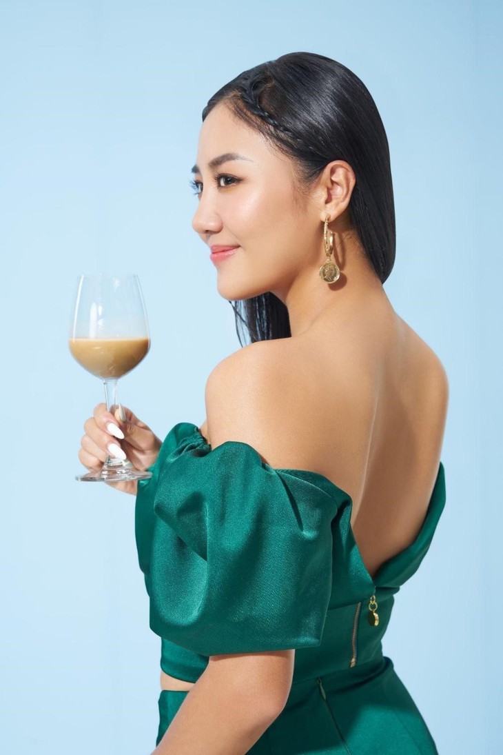 Thấy gì từ hành trình quản lý vóc dáng của Trung Quân Idol và Văn Mai Hương? - Ảnh 2.