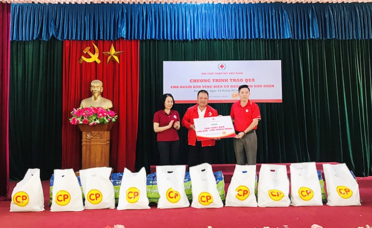 Phấn đấu 600 tỷ đồng cho người nghèo trong “Tết nhân ái” năm 2023 - Ảnh 1. Phấn đấu 600 tỷ đồng cho người nghèo trong “Tết nhân ái” năm 2023 - Ảnh 1.