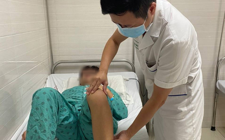 Nhiều ca sốt xuất huyết rơi vào sốc sớm, chuyên gia lý giải