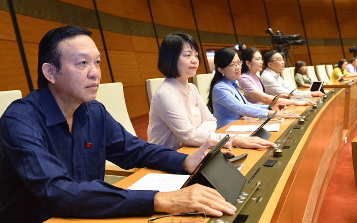 Vì sao chốt tăng lương cơ sở từ 1/7/2023 thay vì 1/1/2023 như nhiều ý kiến đề xuất?