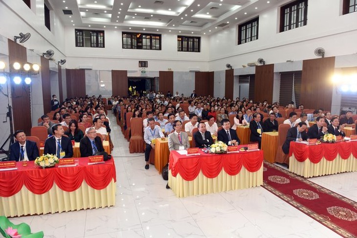 Hội nghị khoa học về bệnh Nội tiết – Đái tháo đường và Rối loạn chuyển hoá miền Trung – Tây Nguyên mở rộng lần thứ 13 - Ảnh 2.
