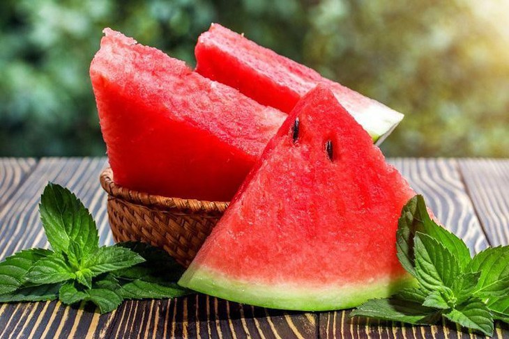 Ăn dưa hấu đúng cách giúp kiểm soát đường huyết ở người bệnh đái tháo đường - Ảnh 2. Ăn dưa hấu đúng cách giúp kiểm soát đường huyết ở người bệnh đái tháo đường - Ảnh 2.