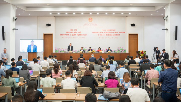Vì sao dự án Luật Khám bệnh, chữa bệnh (sửa đổi) lùi thời gian thông qua? - Ảnh 1. Vì sao dự án Luật Khám bệnh, chữa bệnh (sửa đổi) lùi thời gian thông qua? - Ảnh 1.