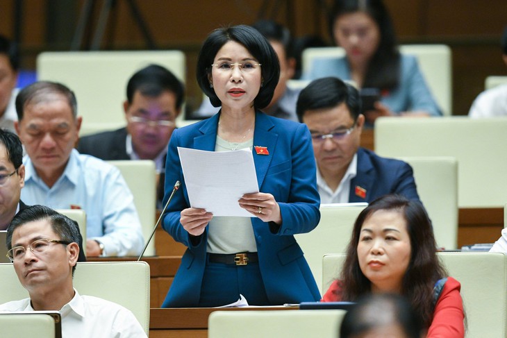 ĐBQH hiến kế để người nghèo, bệnh viên tiếp cận thiết bị tiên tiến, phương pháp điều trị hiện đại - Ảnh 2.