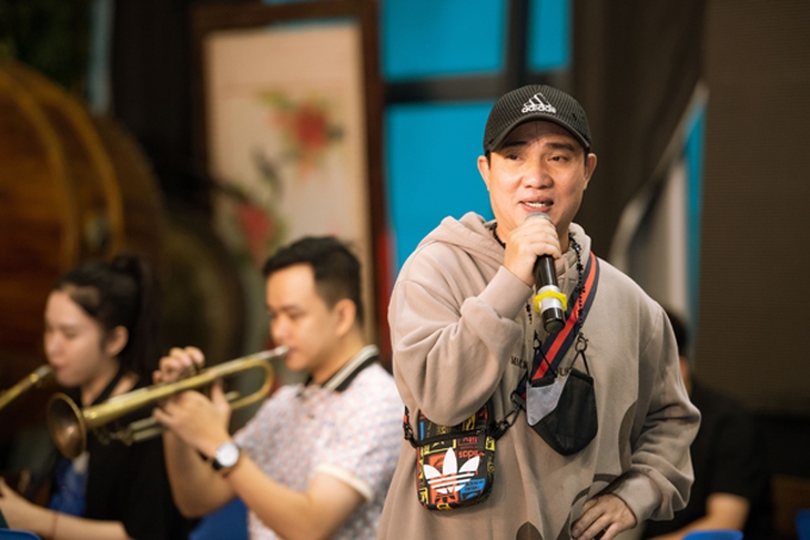 NSƯT Tố Nga sẽ song ca cùng 'thần tượng thưở nhỏ' Quang Linh - Ảnh 2.