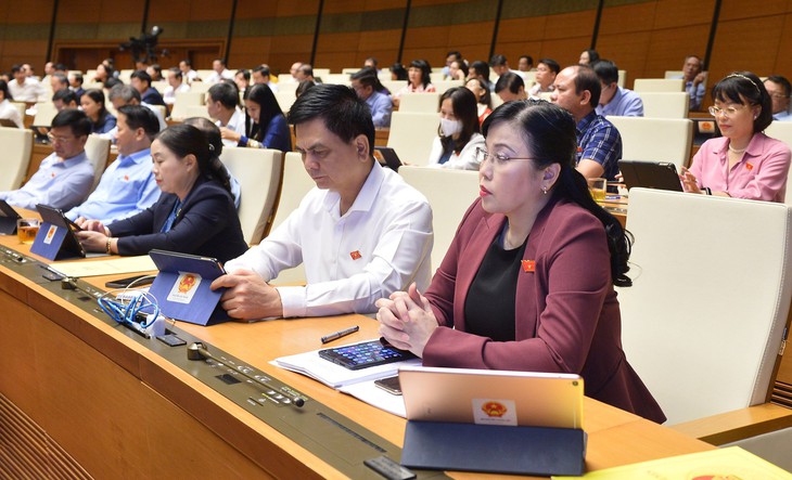 Giá trúng thầu năm trước làm kế hoạch của năm sau khiến thuốc không đảm bảo chất lượng - Ảnh 3. Giá trúng thầu năm trước làm kế hoạch của năm sau khiến thuốc không đảm bảo chất lượng - Ảnh 3.