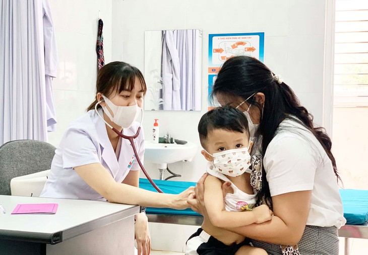 Nợ miễn dịch hậu COVID-19 - nguyên nhân khiến trẻ ốm liên tục và quá tải bệnh viện - Ảnh 2. Nợ miễn dịch hậu COVID-19 - nguyên nhân khiến trẻ ốm liên tục và quá tải bệnh viện - Ảnh 2.