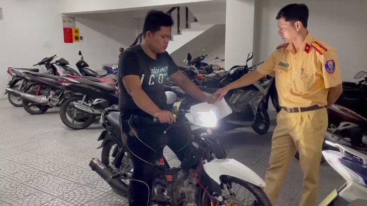 Tổ công tác đặc biệt xử lý nhiều "quái xế" gây náo loạn đường phố về đêm - Ảnh 4.
