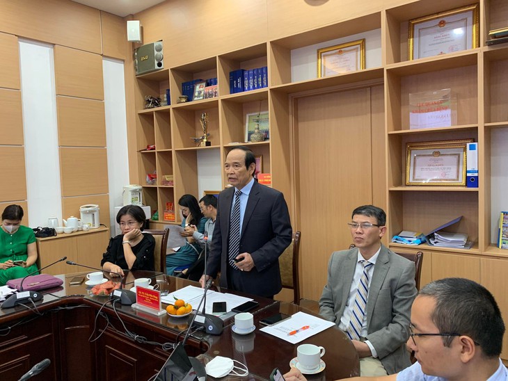 GS.TS. Trần Hữu Dàng hướng dẫn nguyên tắc 7-8-9 giúp giảm cân và phòng ngừa biến chứng do béo phì - Ảnh 2. GS.TS. Trần Hữu Dàng hướng dẫn nguyên tắc 7-8-9 giúp giảm cân và phòng ngừa biến chứng do béo phì - Ảnh 2.