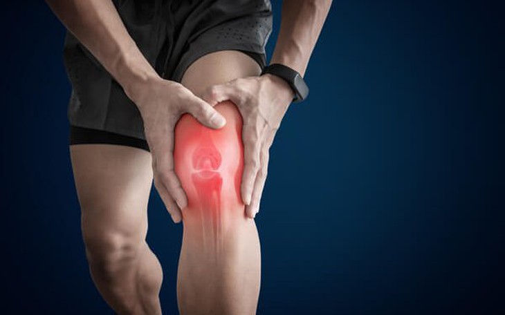 6 động tác cải thiện vận động cho người viêm khớp gối