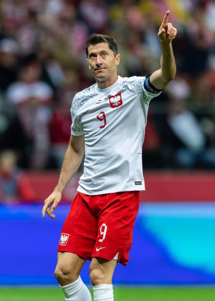 Dàn “bóng hồng” cực phẩm tại World Cup 2022: Từ bậc thầy karate mạnh mẽ đến Hoa hậu xinh đẹp ngút ngàn - Ảnh 3. Dàn “bóng hồng” cực phẩm tại World Cup 2022: Từ bậc thầy karate mạnh mẽ đến Hoa hậu xinh đẹp ngút ngàn - Ảnh 3.