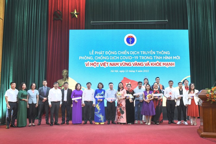 Chiến dịch vì một Việt Nam vững vàng và khỏe mạnh: thành công điển hình về truyền thông phòng, chống dịch giữa Bộ Y tế và các đối tác - Ảnh 1. Chiến dịch vì một Việt Nam vững vàng và khỏe mạnh: thành công điển hình về truyền thông phòng, chống dịch giữa Bộ Y tế và các đối tác - Ảnh 1.