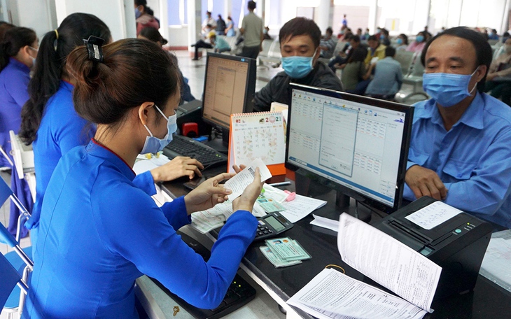 Hướng dẫn mua vé tàu Tết online và thay đổi chuyến