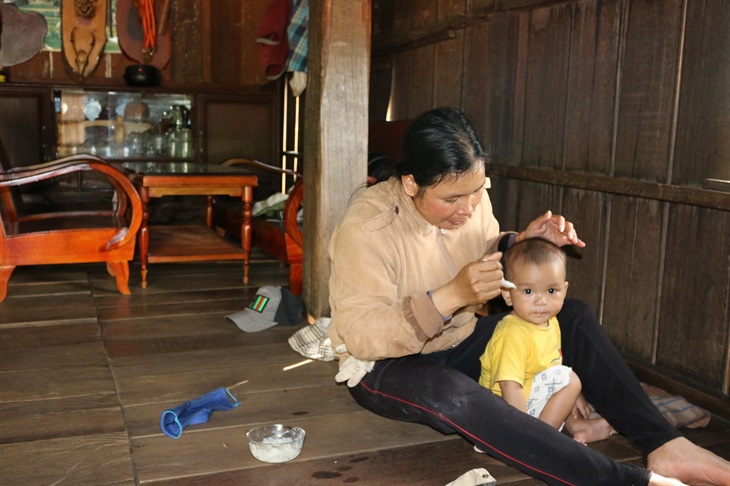 Bữa ăn thiếu dầu mỡ làm trẻ chậm lớn, suy dinh dưỡng   - Ảnh 2.