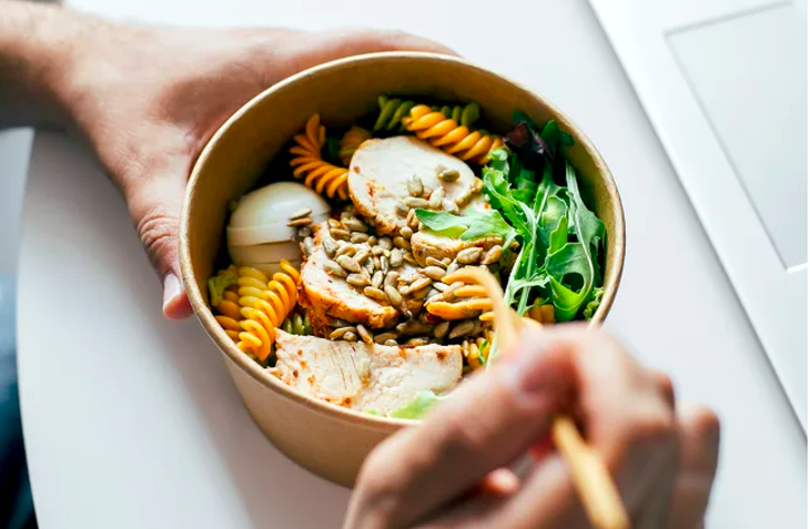Ăn nhiều protein có thể giảm nguy cơ béo phì - Ảnh 1.