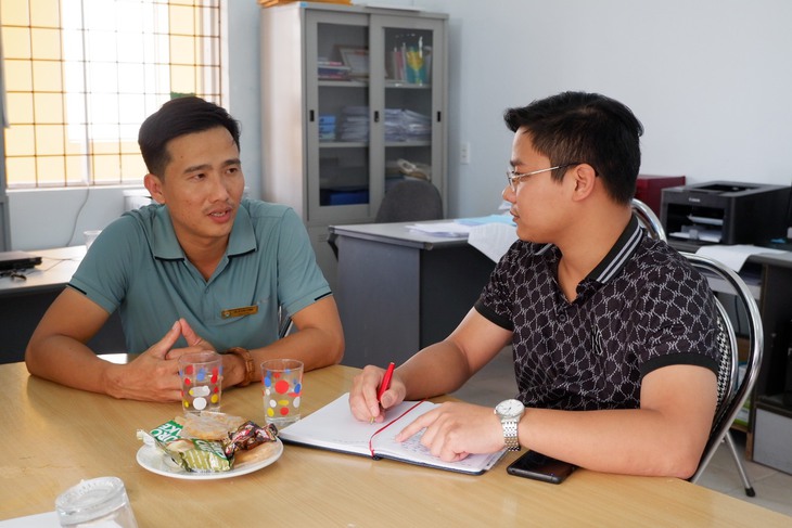 Thầy giáo trường y 30 lần hiến máu và đam mê làm thiện nguyện - Ảnh 1. Thầy giáo trường y 30 lần hiến máu và đam mê làm thiện nguyện - Ảnh 1.