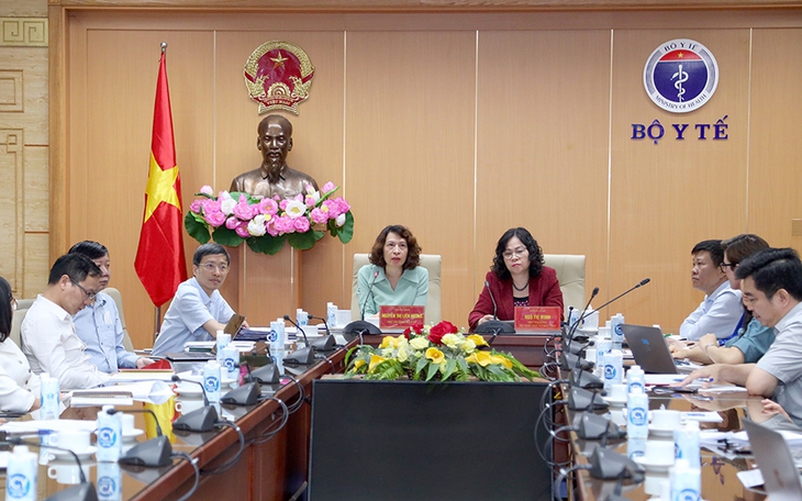 Tăng cường phối hợp, quyết liệt đẩy nhanh hơn tiêm vaccine COVID-19 cho học sinh