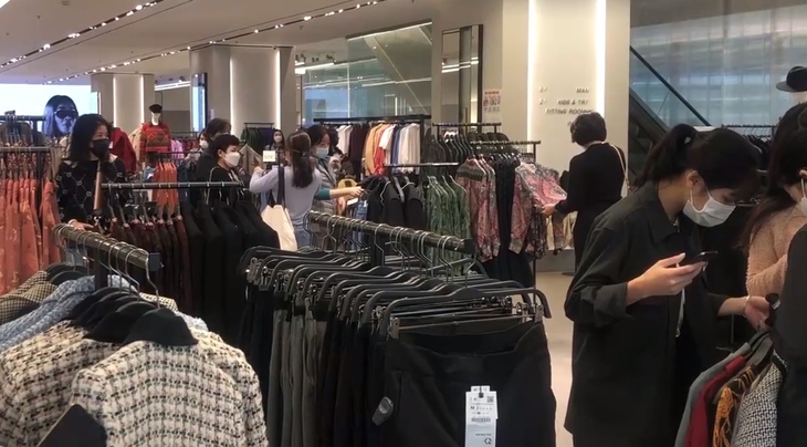 Hà Nội giảm giá sâu đến 99% nhân dịp Black Friday 2022 - Ảnh 3.