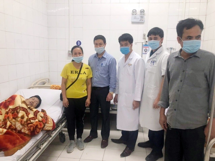 Công tác xã hội là cánh tay nối dài của Bệnh viện giúp đỡ bệnh nhân vượt qua mọi khó khăn - Ảnh 2. Công tác xã hội là cánh tay nối dài của Bệnh viện giúp đỡ bệnh nhân vượt qua mọi khó khăn - Ảnh 2.