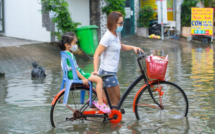 Nhiều dạng thời tiết nguy hiểm ở Nam Bộ từ nay đến Tết Quý Mão 2023