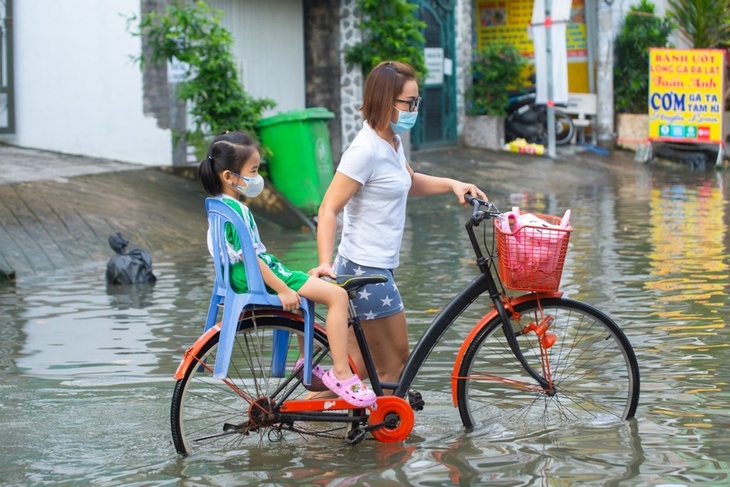Nhiều dạng thời tiết nguy hiểm ở Nam Bộ từ nay đến Tết Quý Mão 2023 - Ảnh 1. Nhiều dạng thời tiết nguy hiểm ở Nam Bộ từ nay đến Tết Quý Mão 2023 - Ảnh 1.