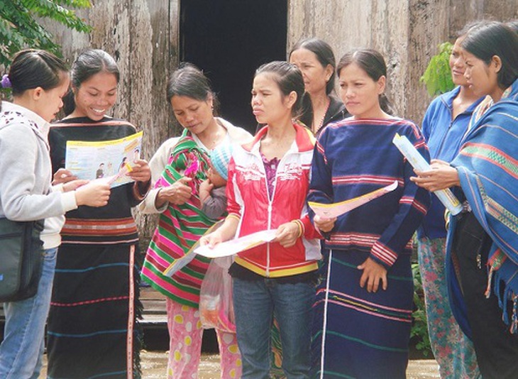 Giải pháp nâng cao chất lượng sức khỏe sinh sản cho phụ nữ vùng dân tộc thiểu số - Ảnh 3. Giải pháp nâng cao chất lượng sức khỏe sinh sản cho phụ nữ vùng dân tộc thiểu số - Ảnh 3.