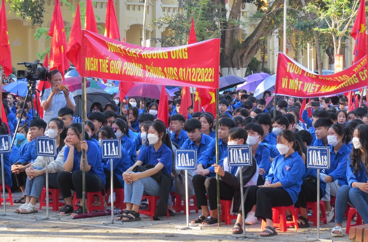 "Cùng nhau nỗ lực để không một người dân nào nhiễm HIV bị bỏ lại phía sau" - Ảnh 1.