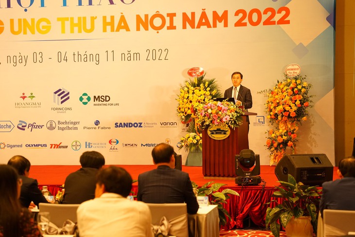 Thứ trưởng Bộ Y tế: Ca mắc ung thư ngày càng trẻ hoá, hơn 350 nghìn người Việt đang 'sống chung' với bệnh này - Ảnh 1. Thứ trưởng Bộ Y tế: Ca mắc ung thư ngày càng trẻ hoá, hơn 350 nghìn người Việt đang 'sống chung' với bệnh này - Ảnh 1.