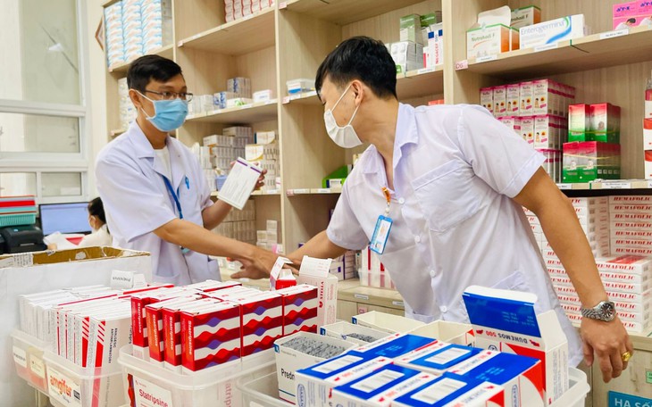 Gỡ "khó" loạt vấn đề liên quan đến đấu thầu, mua sắm thuốc, trang thiết bị y tế và thanh toán BHYT