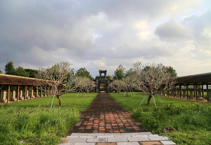 Ngắm nhìn di tích Văn Miếu bên sông Hương trước cuộc "đại trùng tu" - Ảnh 2. Ngắm nhìn di tích Văn Miếu bên sông Hương trước cuộc "đại trùng tu" - Ảnh 2.