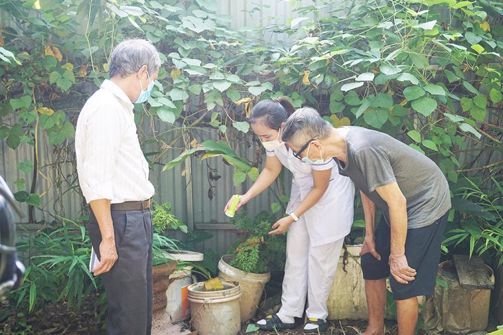 Hà Nội: Số ca mắc sốt xuất huyết năm 2022 đã vượt qua ngưỡng cảnh báo dịch - Ảnh 2.