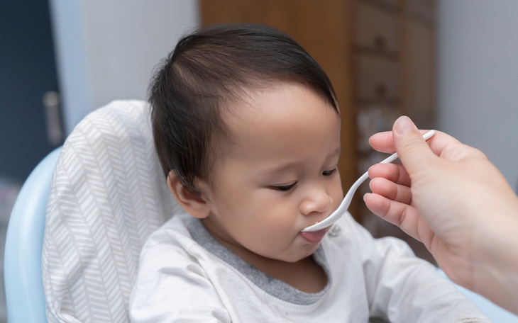 Dù ăn uống đầy đủ nhưng trẻ vẫn có nguy cơ thiếu kẽm, sắt!