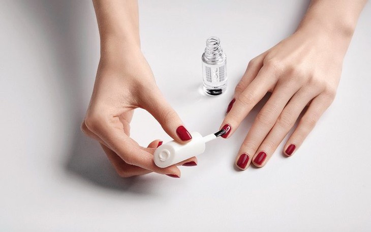 Độc hại của sơn móng tay mà ít người biết