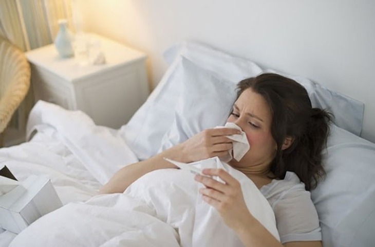 Phụ nữ mang thai cần làm gì khi có dấu hiệu mắc sốt xuất huyết? - Ảnh 1.
