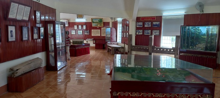 Nhà ngục nổi tiếng bên sông Đắk Bla ở Kon Tum - Ảnh 5. Nhà ngục nổi tiếng bên sông Đắk Bla ở Kon Tum - Ảnh 5.