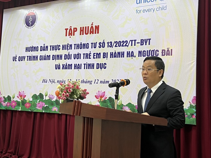 Hằng năm, các đơn vị pháp y trên cả nước giám định khoảng 2.000 trường hợp có dấu hiệu xâm hại tình dục  - Ảnh 1.