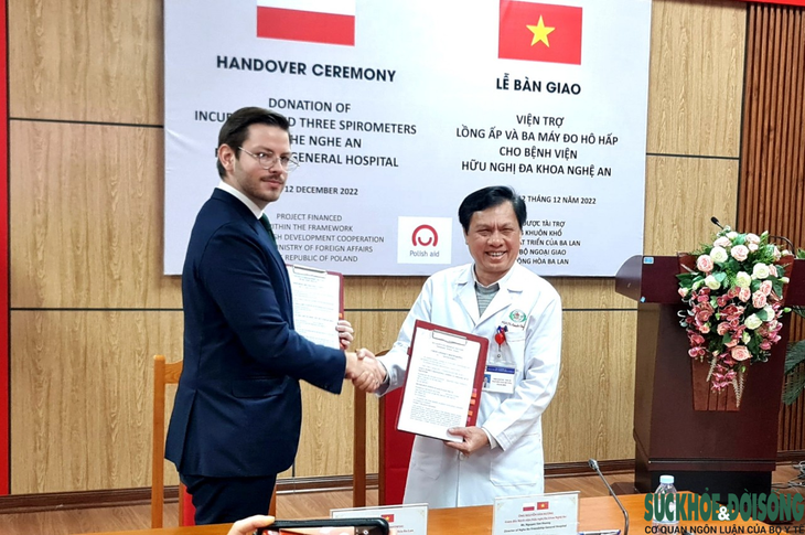Chính phủ Ba Lan hỗ trợ thiết bị y tế cho Bệnh viện Hữu nghị Đa khoa Nghệ An - Ảnh 1.