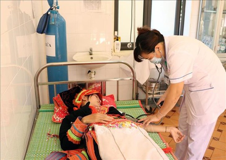 Nhiều khó khăn trong chăm sóc sản khoa và sơ sinh tại tuyến huyện - Ảnh 3. Nhiều khó khăn trong chăm sóc sản khoa và sơ sinh tại tuyến huyện - Ảnh 3.