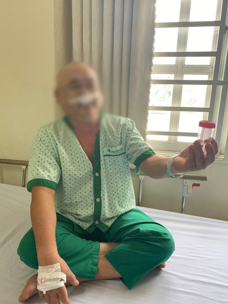 U nang thân răng trong xoang hàm - Một trường hợp hiếm gặp - Ảnh 2. U nang thân răng trong xoang hàm - Một trường hợp hiếm gặp - Ảnh 2.