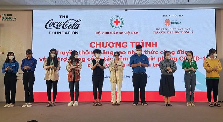 Truyền thông nâng cao nhận thức về vaccxin phòng COVID-19 cho sinh viên Đại học Đông Á Đà Nẵng - Ảnh 1.