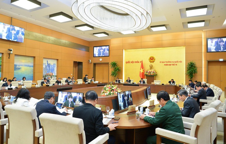 Thường trực Ủy ban Xã hội và Bộ Y tế đã tích cực tiếp thu, chỉnh sửa dự thảo Luật Khám bệnh, chữa bệnh (sửa đổi) - Ảnh 1. Thường trực Ủy ban Xã hội và Bộ Y tế đã tích cực tiếp thu, chỉnh sửa dự thảo Luật Khám bệnh, chữa bệnh (sửa đổi) - Ảnh 1.